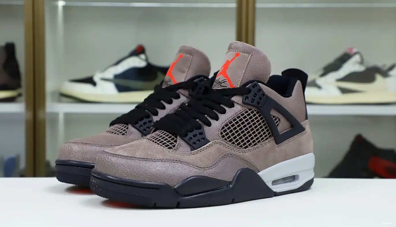 'TAUPE 4 RETRO JORDAN HAZE' AIR 0427